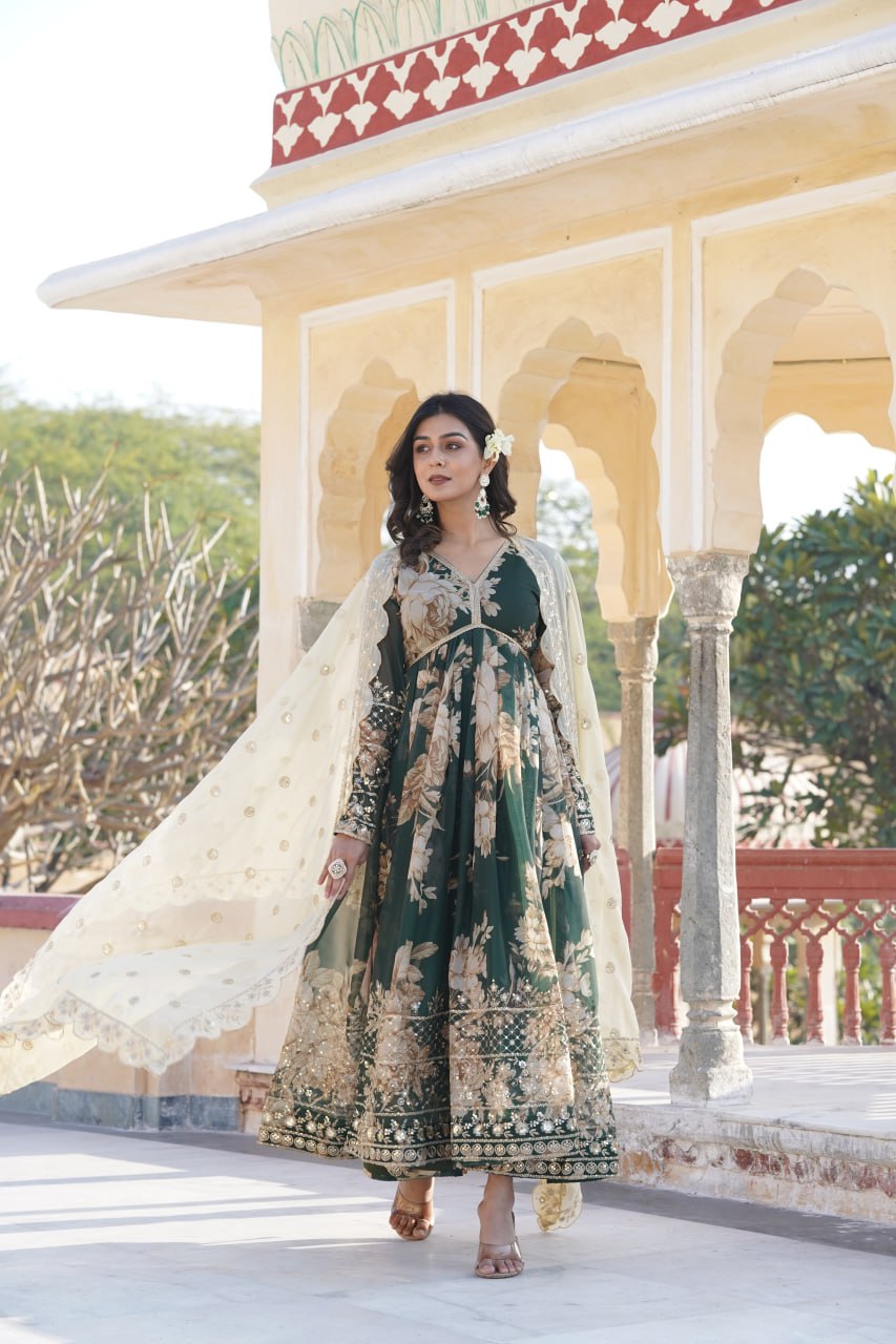 XOOMLADY PREMIUM READYMADE ALIA CUT GOWN WITH DUPATTA SET