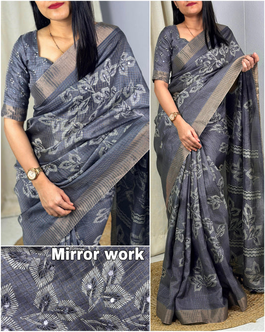 Xoomlady Present jacquard checks with zari border in saree