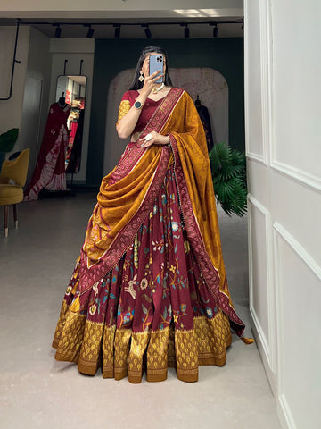 XOOMLADY contemporary style in every printed lehenga choli
